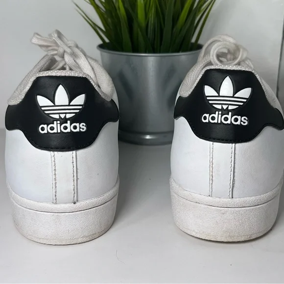 Adidas Men’s Original Classic Superstar Shell-toe Sneakers White & Black 12‎ - Picture 4 of 7